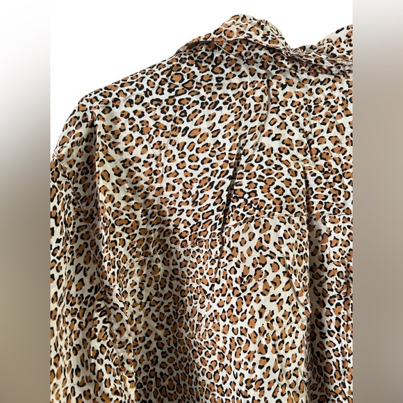 Cheetah silk long sleeve button down shirt - Picture 5 of 5